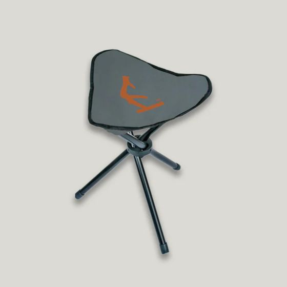 Half Rack 3-Legged Stool with aluminum legs, 600D seat, and shoulder strap.
